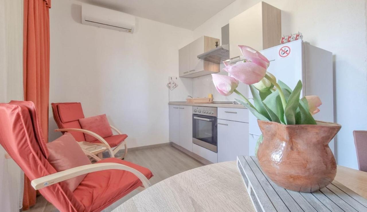 Enio Apartman Novigrad Istria Kültér fotó