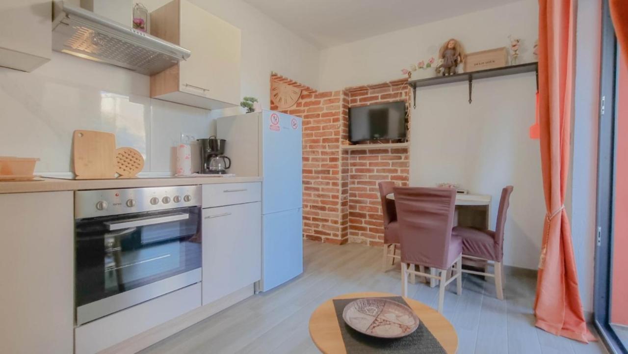 Enio Apartman Novigrad Istria Kültér fotó